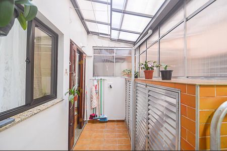 Apartamento à venda com 95m², 3 quartos e 1 vaga Apartamento à venda com 95m², 3 quartos e 1 vagaÁrea de Serviço