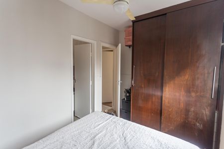 Apartamento à venda com 70m², 3 quartos e 2 vagas Apartamento à venda com 70m², 3 quartos e 2 vagasSuíte