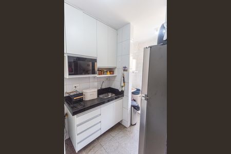Apartamento à venda com 70m², 3 quartos e 2 vagas Apartamento à venda com 70m², 3 quartos e 2 vagasCozinha