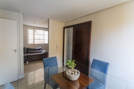 Apartamento à venda com 70m², 3 quartos e 2 vagas Apartamento à venda com 70m², 3 quartos e 2 vagasCopa