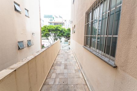Apartamento à venda com 70m², 3 quartos e 2 vagas Apartamento à venda com 70m², 3 quartos e 2 vagasHall de Entrada