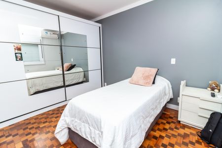 Casa à venda com 280m², 6 quartos e 6 vagas Casa à venda com 280m², 6 quartos e 6 vagasSuíte 2