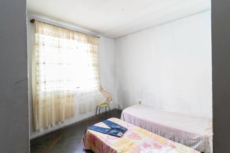 Casa à venda com 395m², 3 quartos e 4 vagasQuarto 2