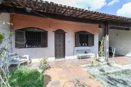 Casa à venda com 395m², 3 quartos e 4 vagasEntrada