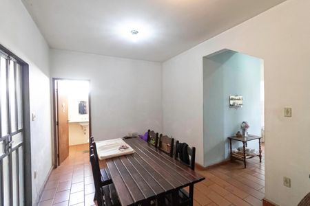 Casa à venda com 395m², 3 quartos e 4 vagasCopa