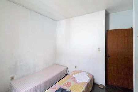 Casa à venda com 395m², 3 quartos e 4 vagasQuarto 2