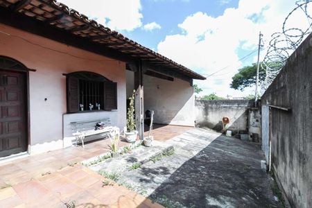 Casa à venda com 395m², 3 quartos e 4 vagasEntrada