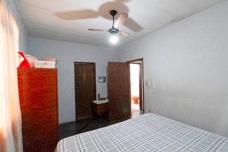 Casa à venda com 395m², 3 quartos e 4 vagasSuíte