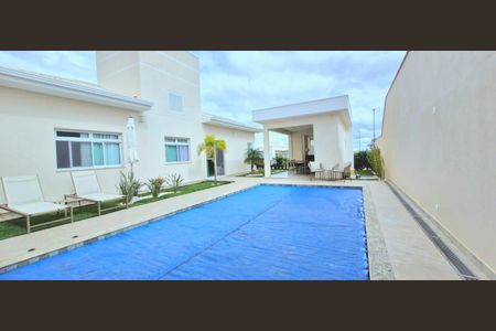 Casa de condomínio à venda com 142m², 3 quartos e 2 vagas Casa de condomínio à venda com 142m², 3 quartos e 2 vagasÁrea comum - Piscina
