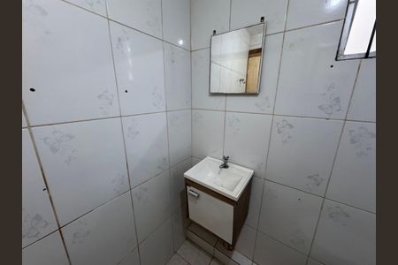 Apartamento à venda com 48m², 2 quartos e 1 vaga Apartamento à venda com 48m², 2 quartos e 1 vagaBanheiro
