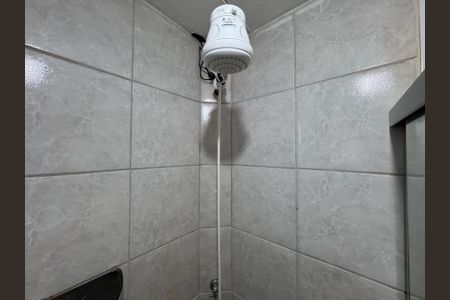 Apartamento à venda com 48m², 2 quartos e 1 vaga Apartamento à venda com 48m², 2 quartos e 1 vagaBanheiro