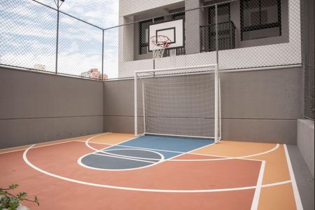 Apartamento à venda com 147m², 4 quartos e 2 vagasÁrea comum - Quadra esportiva