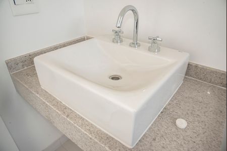 Apartamento à venda com 147m², 4 quartos e 2 vagasBanheiro da Suíte 1