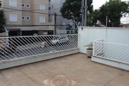 Casa à venda com 220m², 3 quartos e 2 vagasÁrea externa