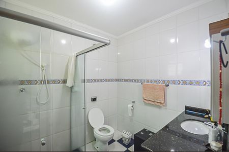 Casa à venda com 204m², 3 quartos e 3 vagasBanheiro da Suíte 1