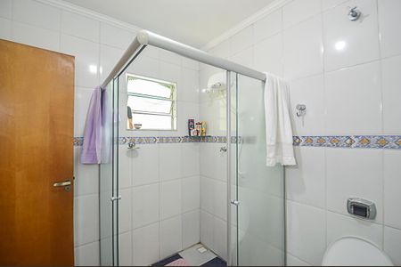 Casa à venda com 204m², 3 quartos e 3 vagasBanheiro da Suíte 1