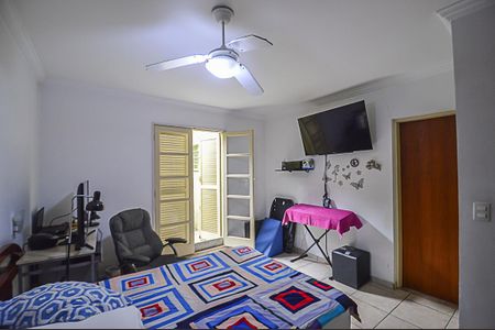 Casa à venda com 204m², 3 quartos e 3 vagasSuíte 3