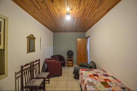 Casa à venda com 204m², 3 quartos e 3 vagasSuíte 2