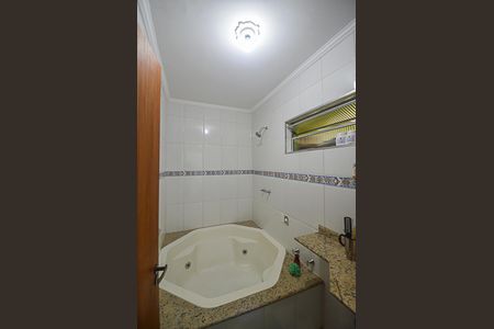 Casa à venda com 204m², 3 quartos e 3 vagasBanheiro da Suíte 3