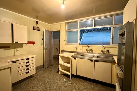 Apartamento à venda com 290m², 4 quartos e 2 vagas