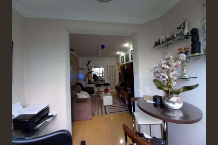 Apartamento à venda com 75m², 3 quartos e sem vaga