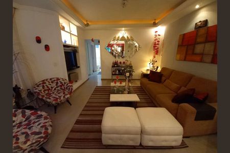 Apartamento à venda com 75m², 3 quartos e sem vaga