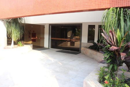 Apartamento à venda com 325m², 4 quartos e 4 vagasÁrea comum - Área Externa