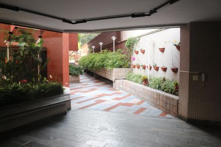 Apartamento à venda com 325m², 4 quartos e 4 vagasÁrea comum - Churrasqueira