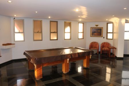 Apartamento à venda com 325m², 4 quartos e 4 vagasÁrea comum - Salão de jogos