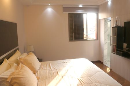 Apartamento à venda com 325m², 4 quartos e 4 vagasSuíte 1