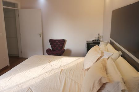 Apartamento à venda com 325m², 4 quartos e 4 vagasSuíte 1