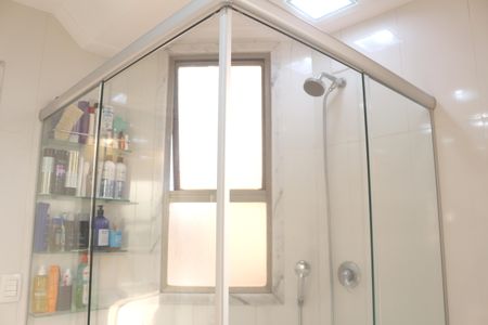 Apartamento à venda com 325m², 4 quartos e 4 vagasBanheiro da Suíte 1