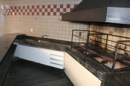 Apartamento à venda com 325m², 4 quartos e 4 vagasÁrea comum - Churrasqueira