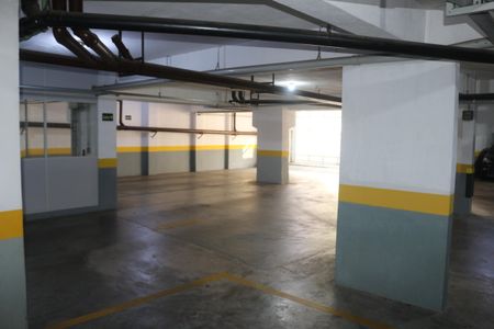 Apartamento à venda com 325m², 4 quartos e 4 vagasÁrea comum - Garagem