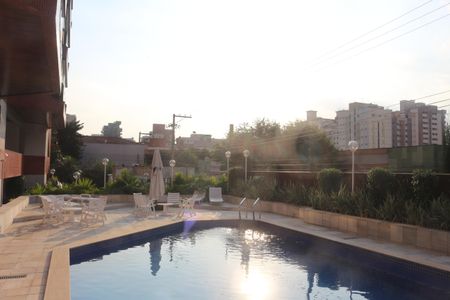 Apartamento à venda com 325m², 4 quartos e 4 vagasÁrea comum - Piscina