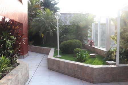 Apartamento à venda com 325m², 4 quartos e 4 vagasÁrea comum - Área Externa