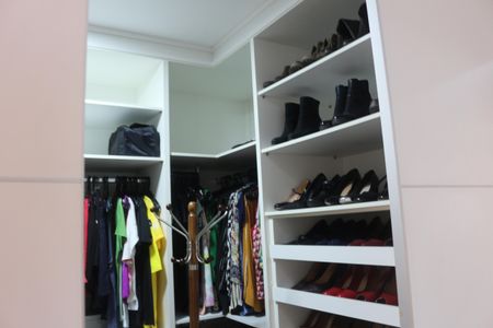 Apartamento à venda com 325m², 4 quartos e 4 vagasCloset da suíte 1