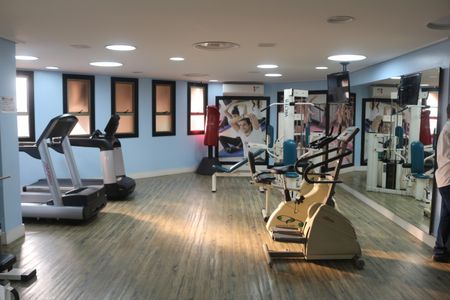 Apartamento à venda com 325m², 4 quartos e 4 vagasÁrea comum - Academia