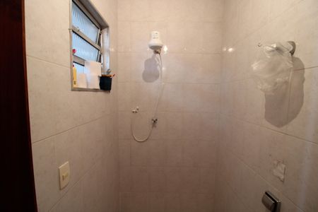 Casa à venda com 380m², 3 quartos e 7 vagasBanheiro 2