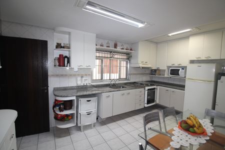 Casa à venda com 380m², 3 quartos e 7 vagasCozinha