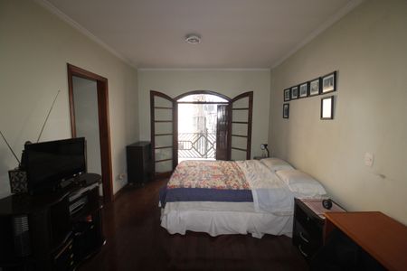 Casa à venda com 380m², 3 quartos e 7 vagasSuíte 2