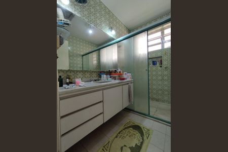 Casa à venda com 280m², 4 quartos e 5 vagasBanheiro 3