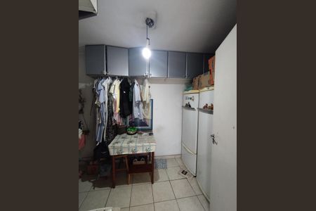 Casa à venda com 280m², 4 quartos e 5 vagasQuarto de Serviço