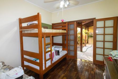 Casa à venda com 393m², 4 quartos e 4 vagas Casa à venda com 393m², 4 quartos e 4 vagasSuíte 2