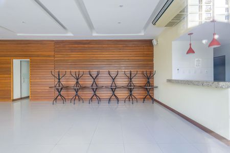 Apartamento à venda com 112m², 3 quartos e 2 vagas Apartamento à venda com 112m², 3 quartos e 2 vagasÁrea Comum Salão de Festas