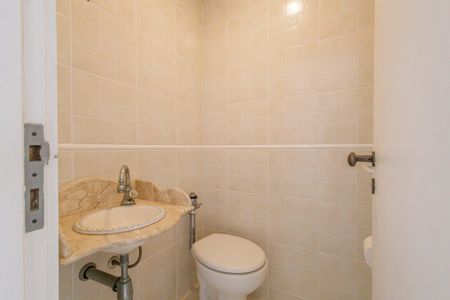 Apartamento à venda com 112m², 3 quartos e 2 vagas Apartamento à venda com 112m², 3 quartos e 2 vagasLavabo