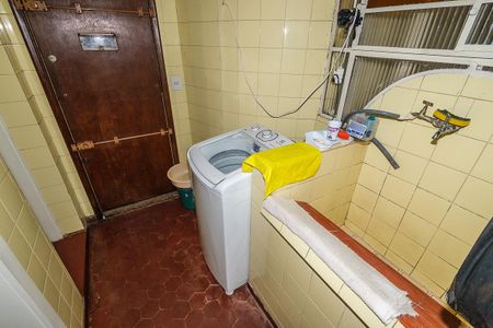 Apartamento à venda com 220m², 3 quartos e sem vaga Apartamento à venda com 220m², 3 quartos e sem vagaÁrea de Serviço