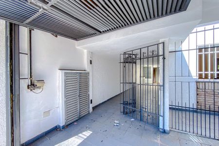 Casa à venda com 200m², 3 quartos e 2 vagasGaragem