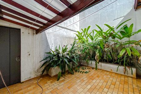 Casa à venda com 200m², 3 quartos e 2 vagasÁrea externa