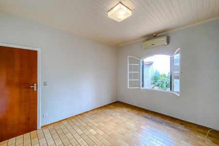 Casa à venda com 200m², 3 quartos e 2 vagasQuarto 1